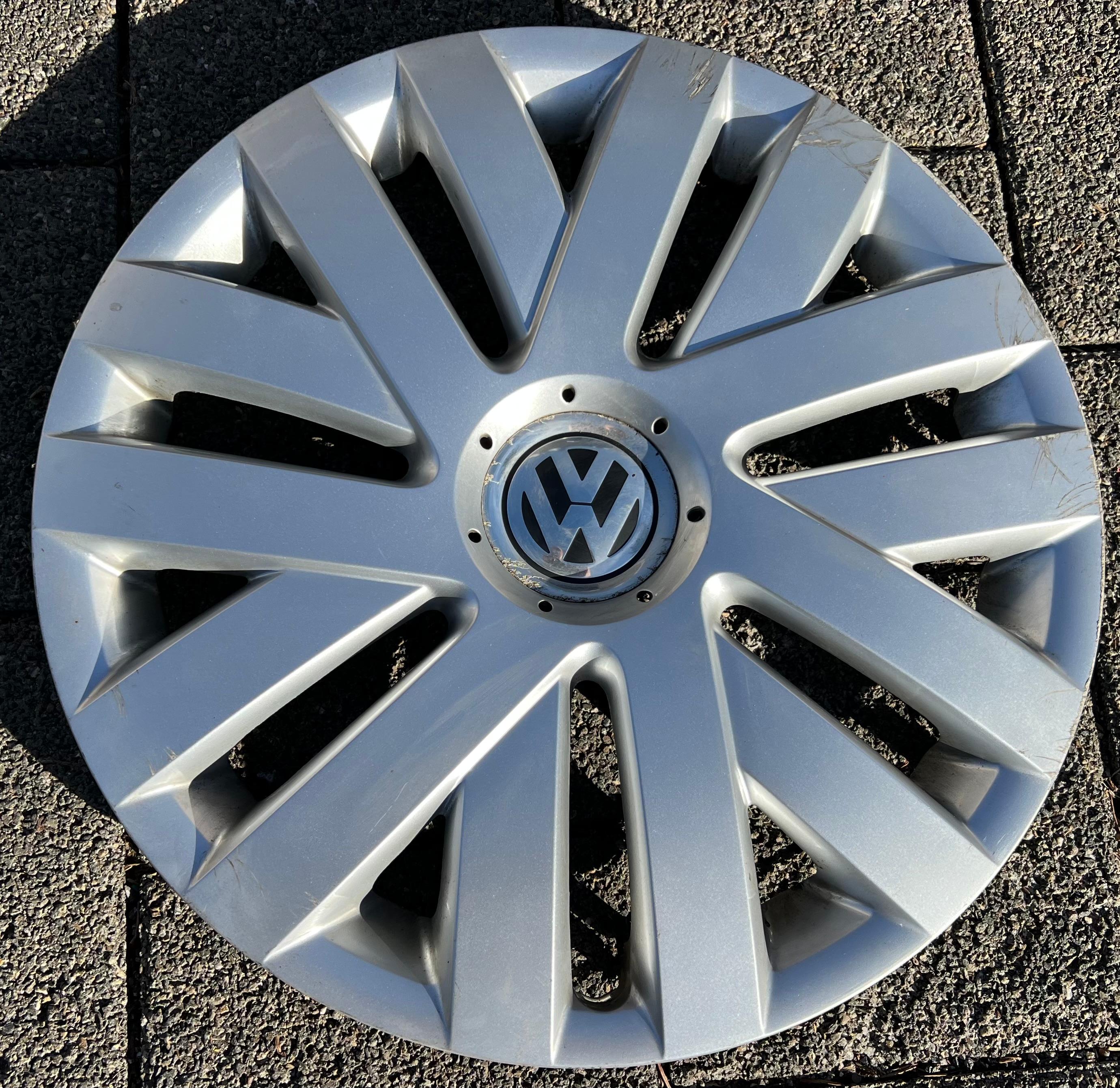 1 X ORIGINAL 16" RADKAPPE VW GOLF 5 6 7 8 TOURAN CADDY PASSAT SHARAN 1K0601147H