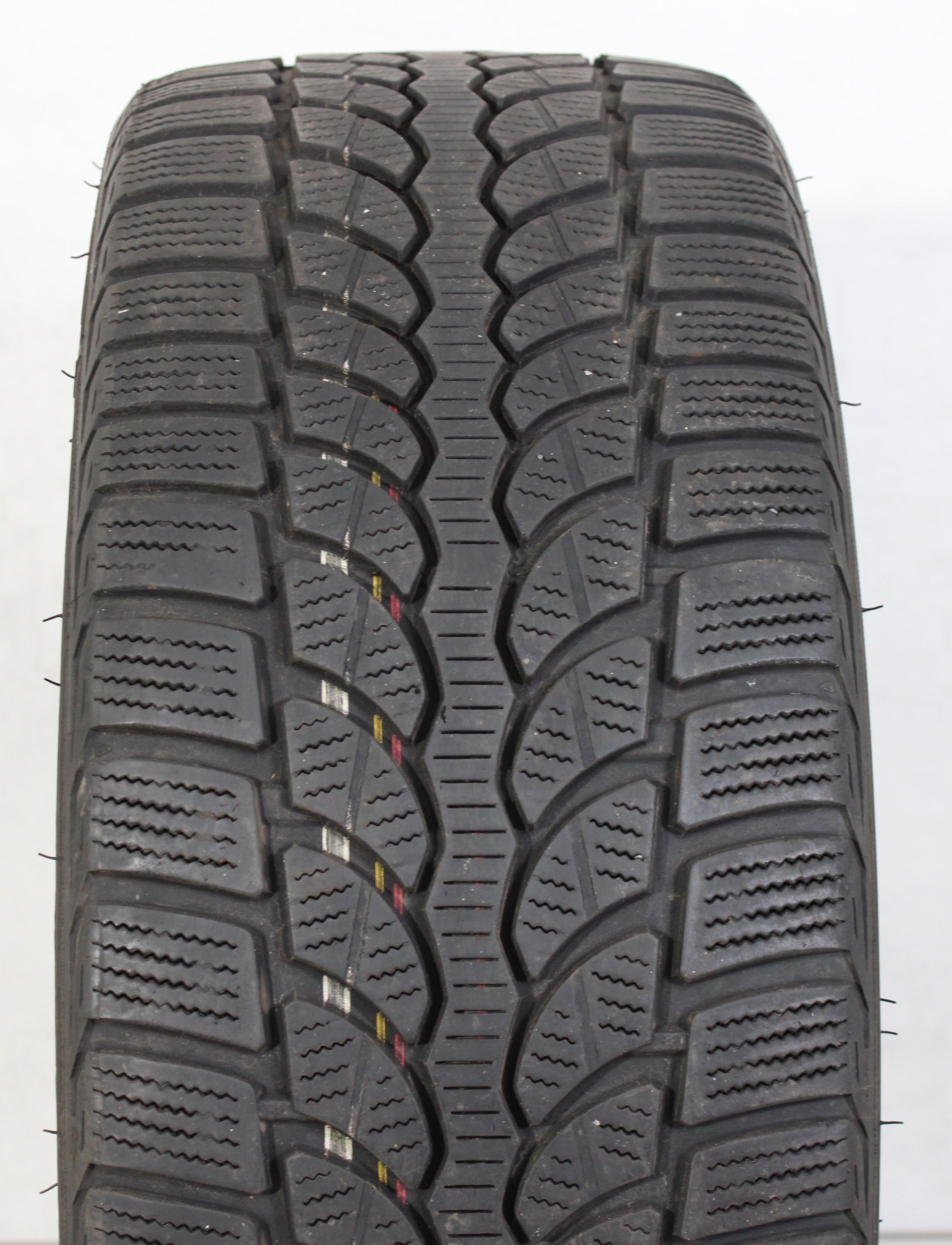 1 x 225/40R18 92V Winterreifen Bridgestone Blizzak LM-32 5,5-6mm 2019 ...