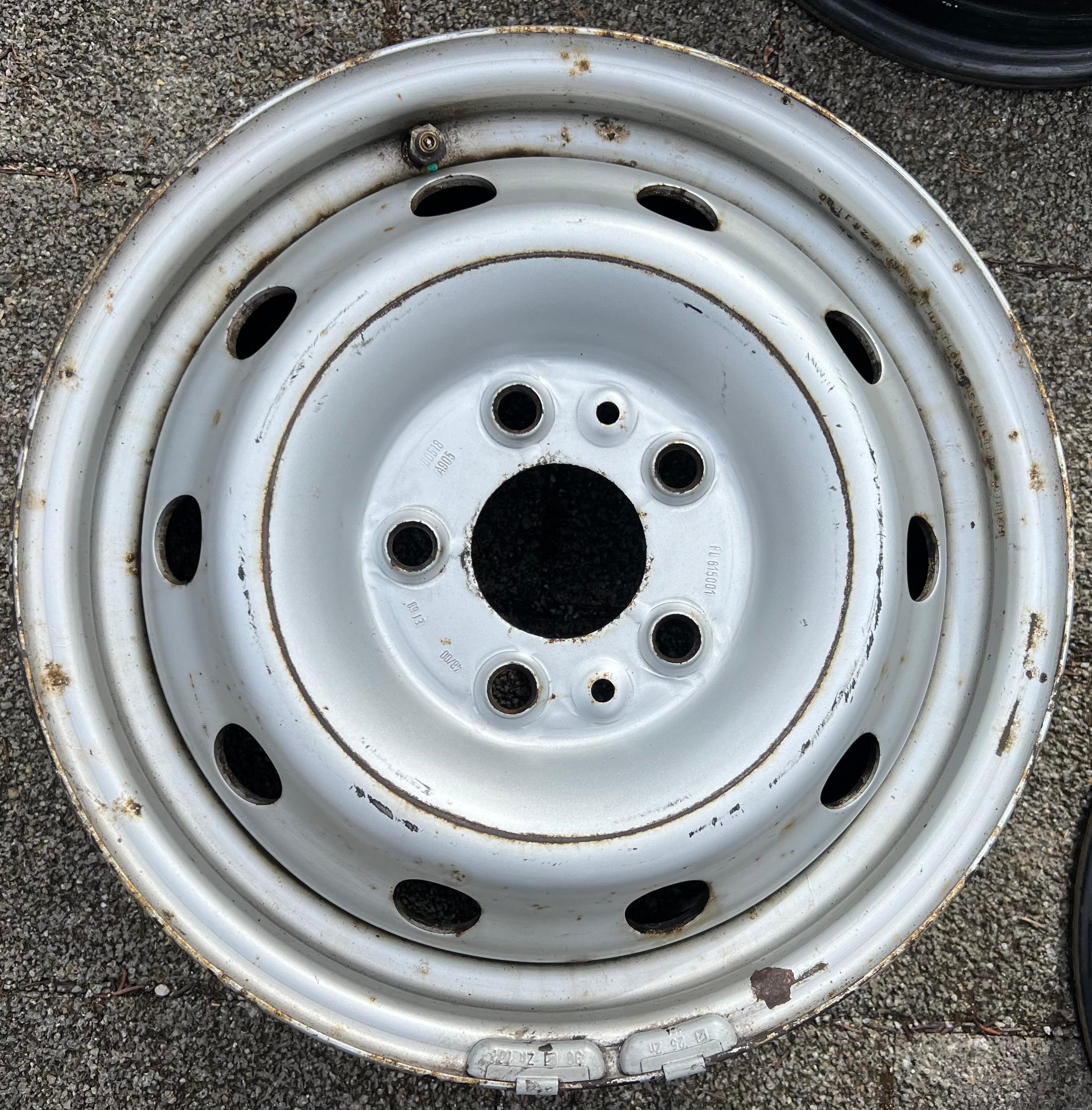 1 X 15" STAHLFELGE CITROEN JUMPER FIAT DUCATO PEUGEOT BOXER 6x15 ET68 5x118