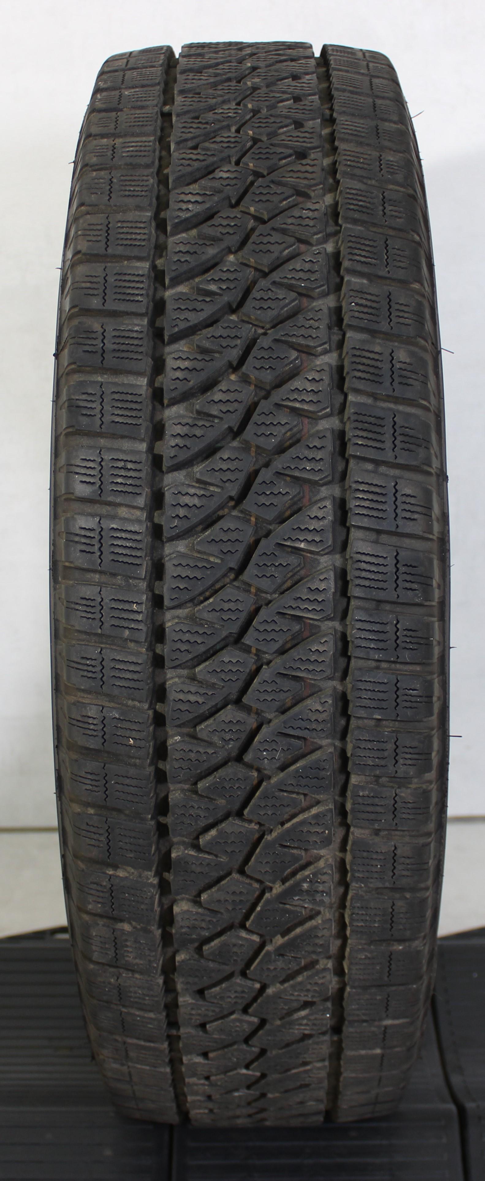 1 x 225/75R16C 121/120R Winterreifen Bridgestone Blizzak W810 8,5mm 2019